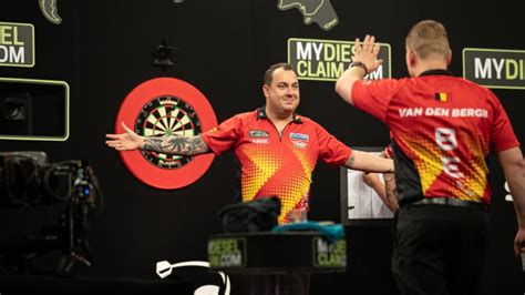 flash darts scores|uitslagen darts vanavond.
